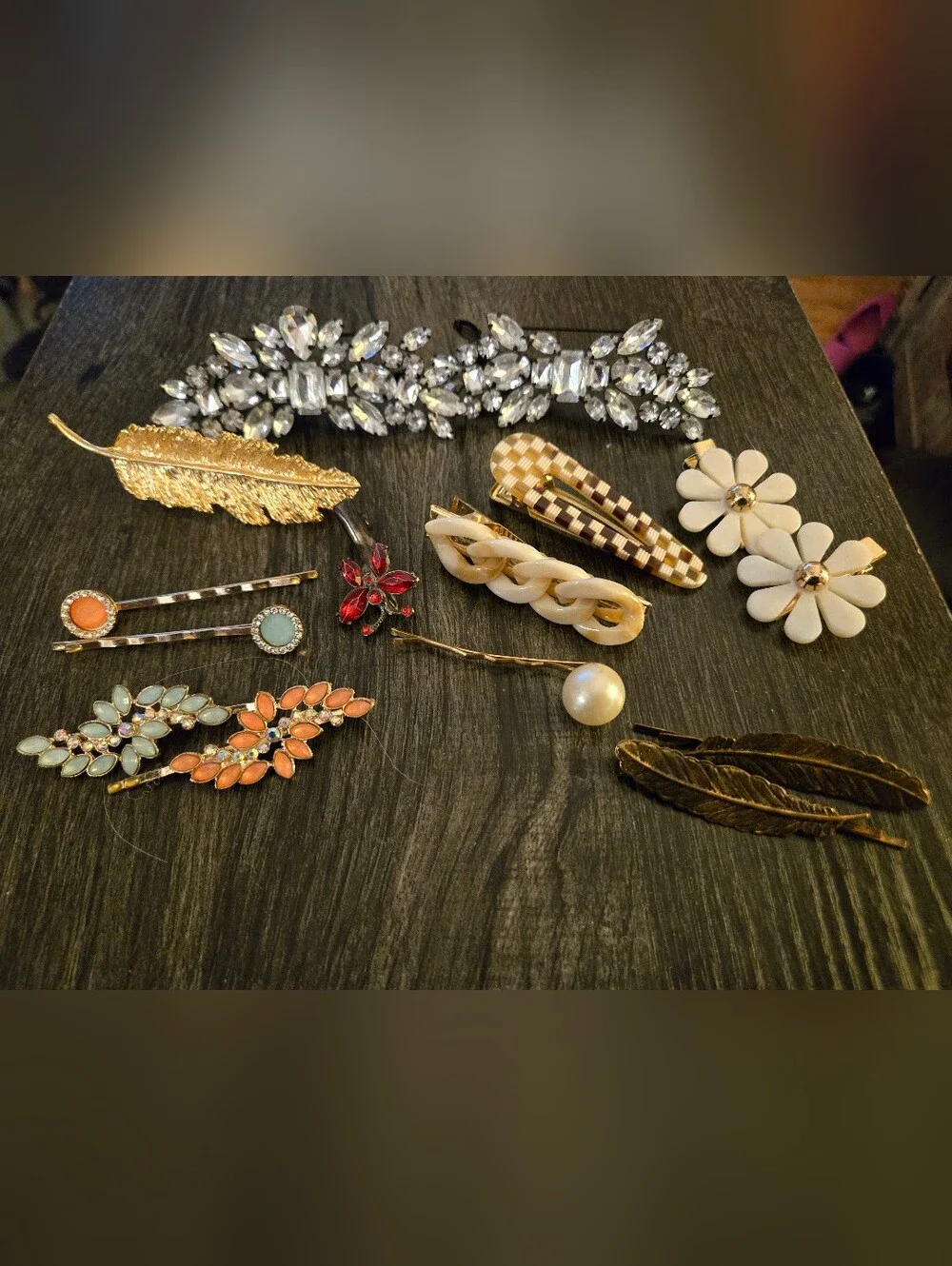 Mixed Decorative Hair Clips and Barrettes - Gold, White, Pearl, Coral, Mint